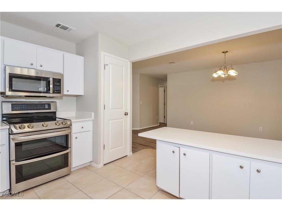 6947 Roslyn Court North Port FL 34287 2025005024 image4