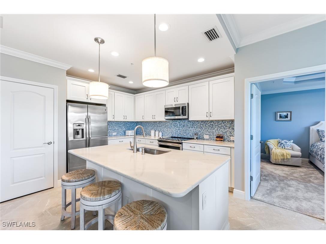 6948 Avalon Circle #604 Naples FL 34112 225037311 image9