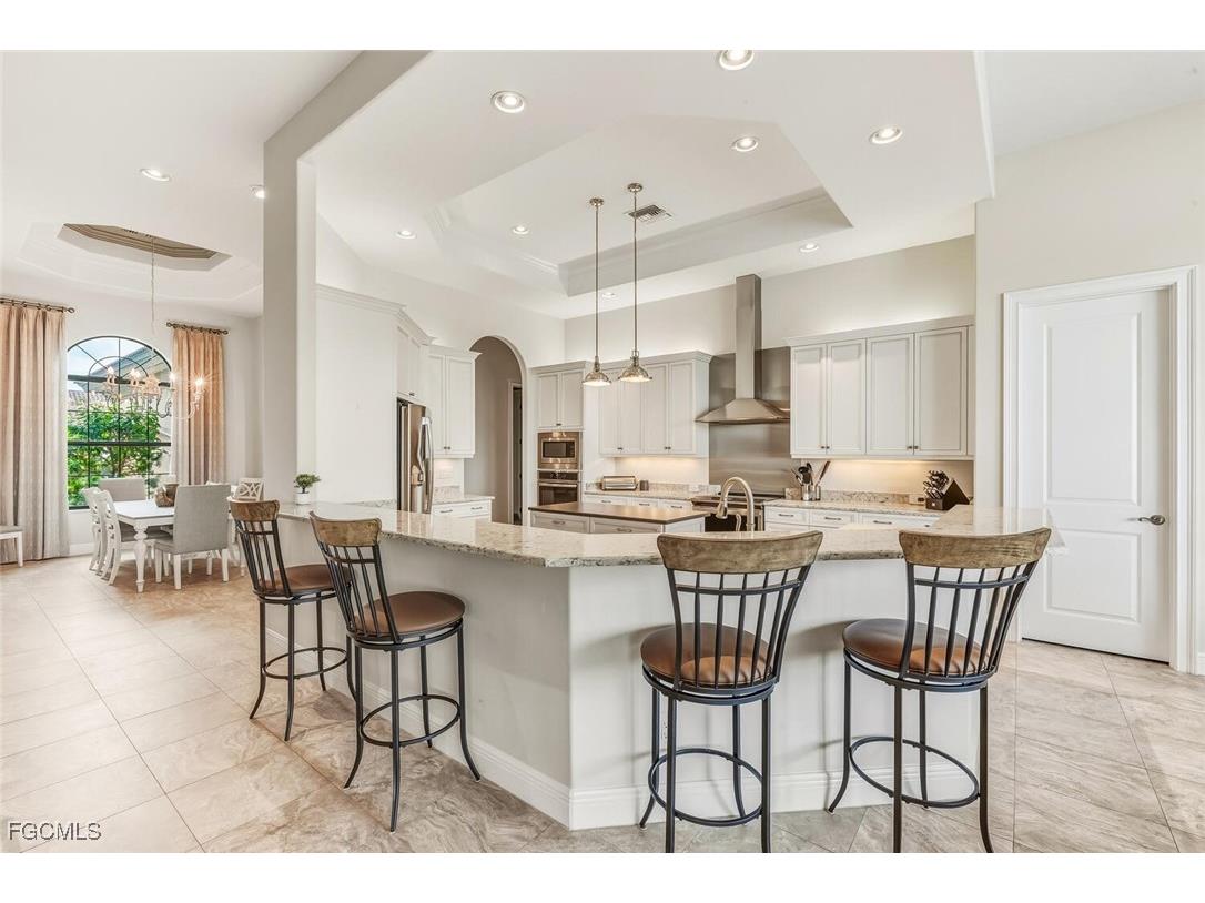 6951 Lakewood Isle Drive Fort Myers FL 33908 2025021134 image15