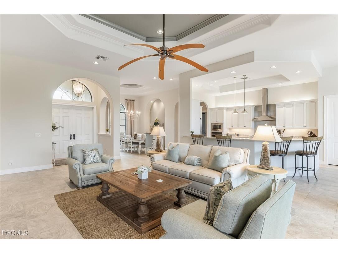 6951 Lakewood Isle Drive Fort Myers FL 33908 2025021134 image22