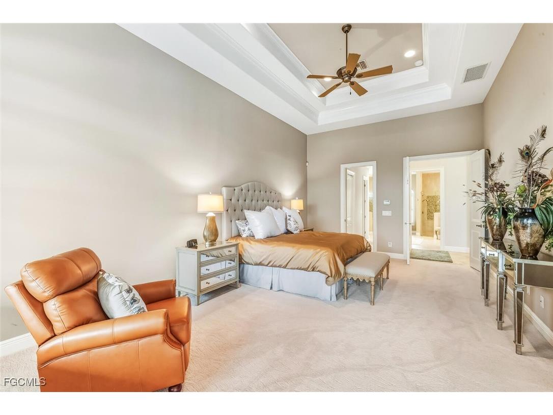 6951 Lakewood Isle Drive Fort Myers FL 33908 2025021134 image24