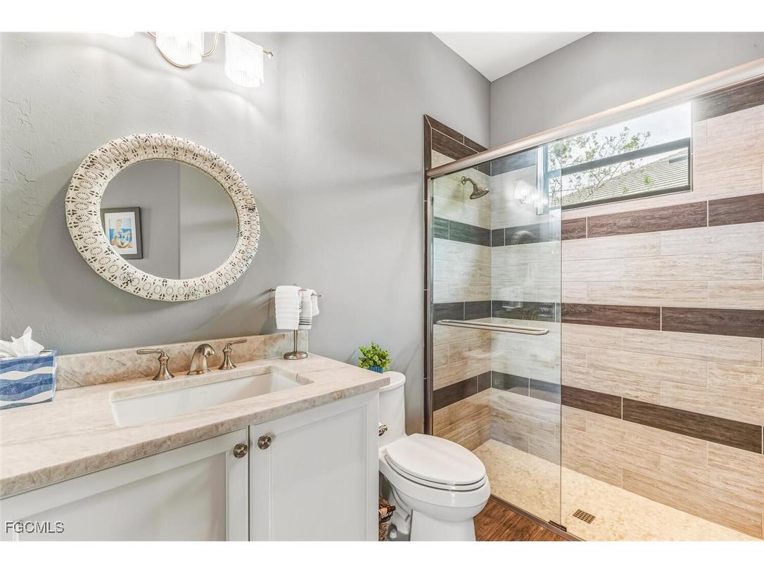 6951 Lakewood Isle Drive Fort Myers FL 33908 2025021134 image28