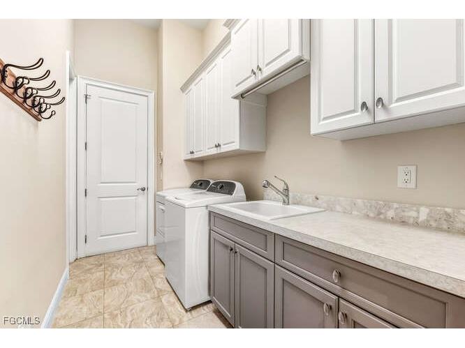 6951 Lakewood Isle Drive Fort Myers FL 33908 2025021134 image32