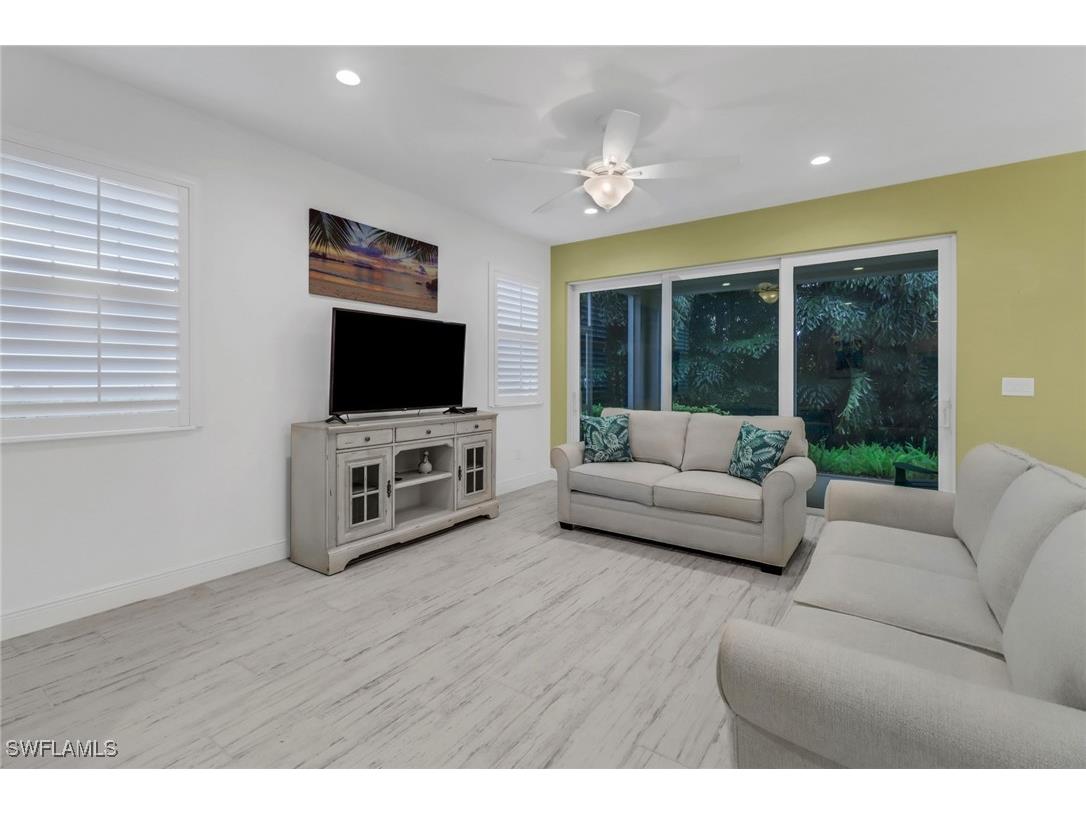 6953 Avalon Circle #1801 Naples FL 34112 224090182 image10