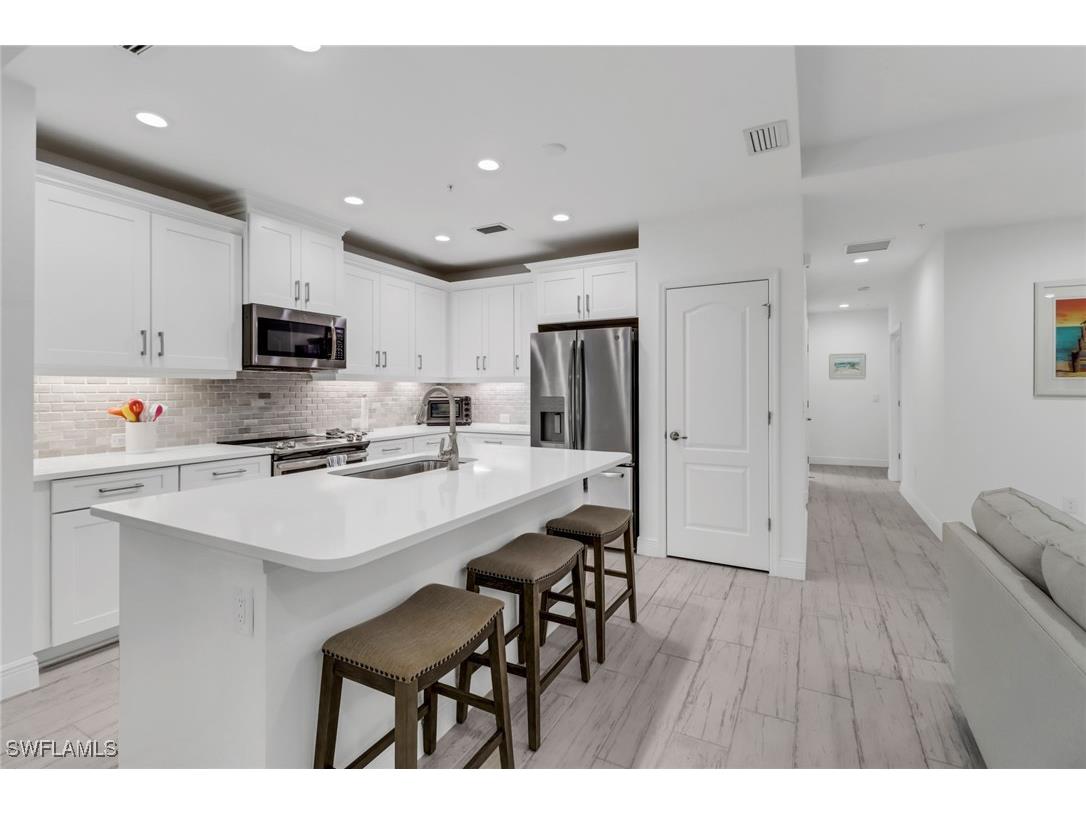 6953 Avalon Circle #1801 Naples FL 34112 224090182 image5