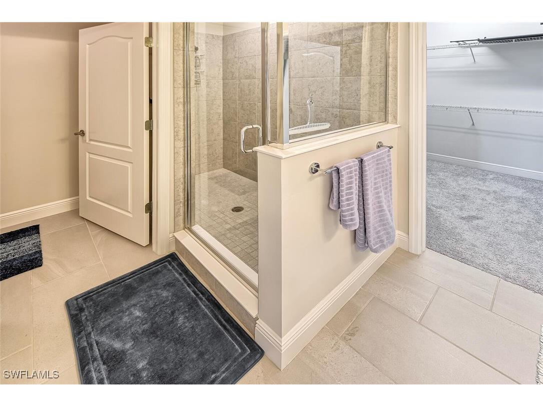 6954 Avalon Circle #707 Naples FL 34112 225067859 image10