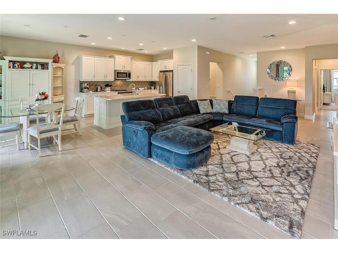 6954 Avalon Circle #707 Naples FL 34112 225067859 image3