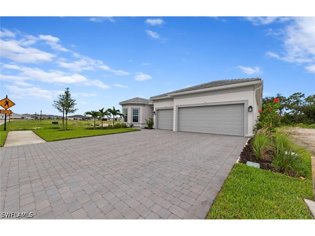 6958 Del Webb Oak Creek Boulevard North Fort Myers FL 33917 226023389 image4