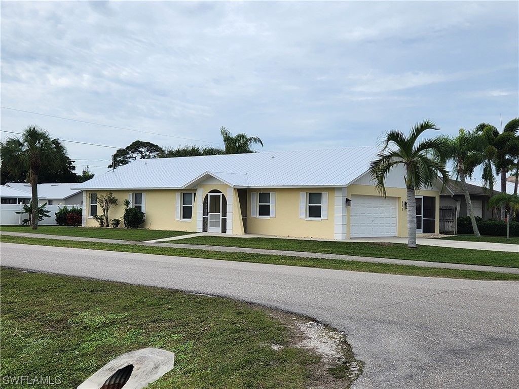 696 94th Avenue N Naples FL 34108 224006661 image1