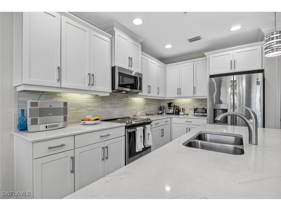 6960 Avalon Circle #803 Naples FL 34112 225073079 image13