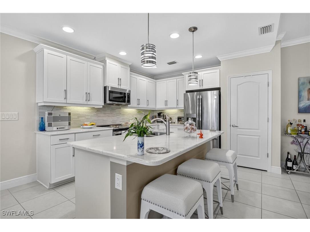 6960 Avalon Circle #803 Naples FL 34112 225073079 image9