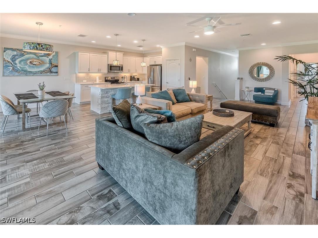 6960 Avalon Circle #807 Naples FL 34112 226024976 image4