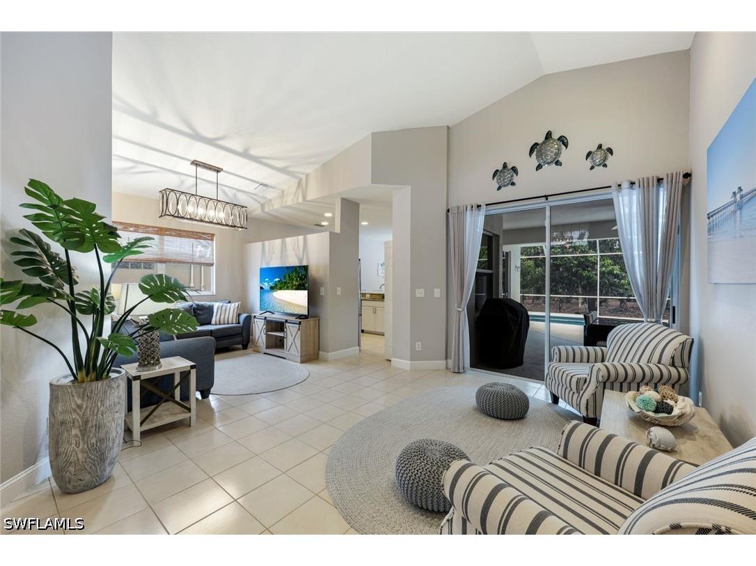 697 Crossfield Circle Naples FL 34104 226025377 image4
