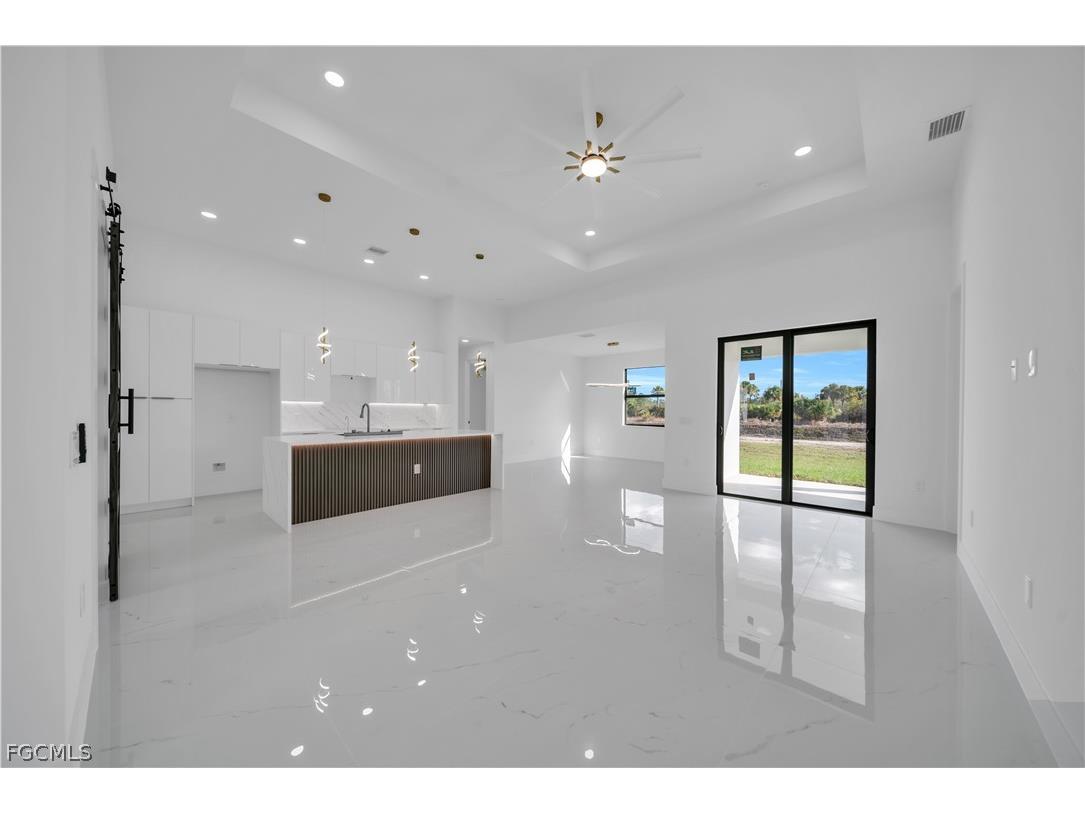 697 Whitmore Loop Lehigh Acres FL 33972 2026011350 image17