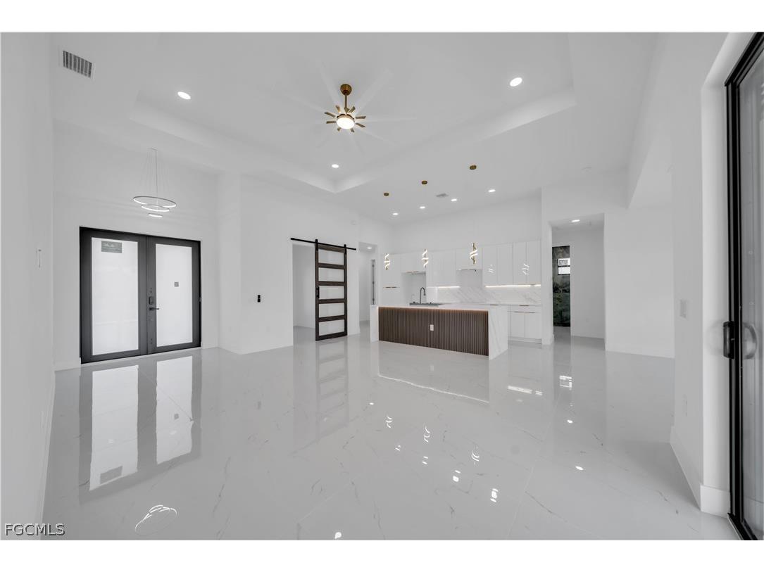 697 Whitmore Loop Lehigh Acres FL 33972 2026011350 image18