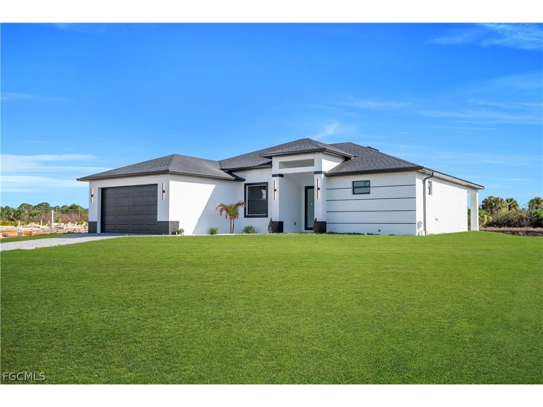 697 Whitmore Loop Lehigh Acres FL 33972 2026011350 image2