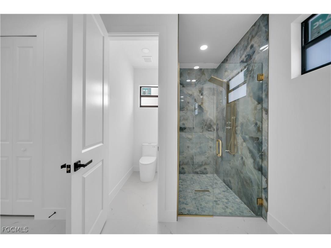 697 Whitmore Loop Lehigh Acres FL 33972 2026011350 image32