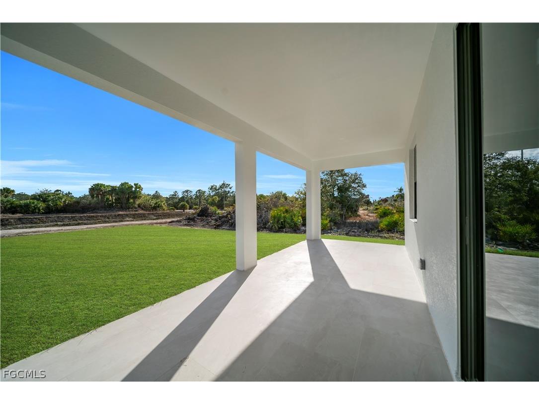 697 Whitmore Loop Lehigh Acres FL 33972 2026011350 image34