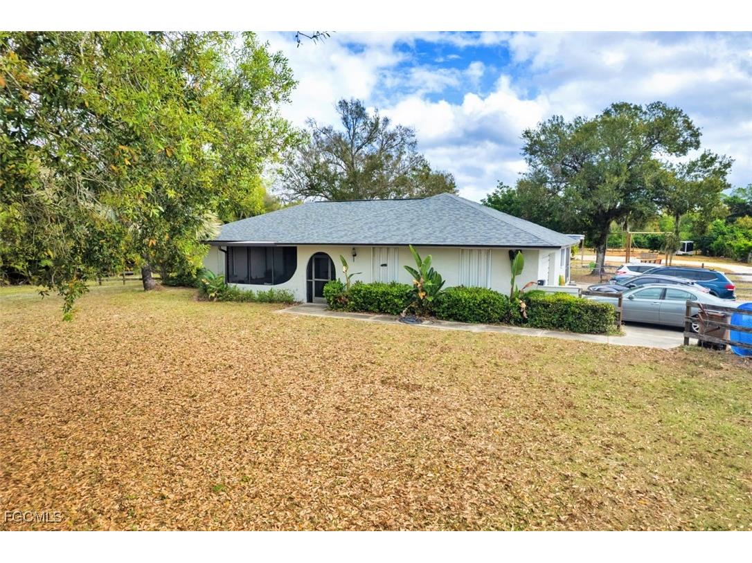 6971 Neal Road Fort Myers FL 33905 2026003191 image1