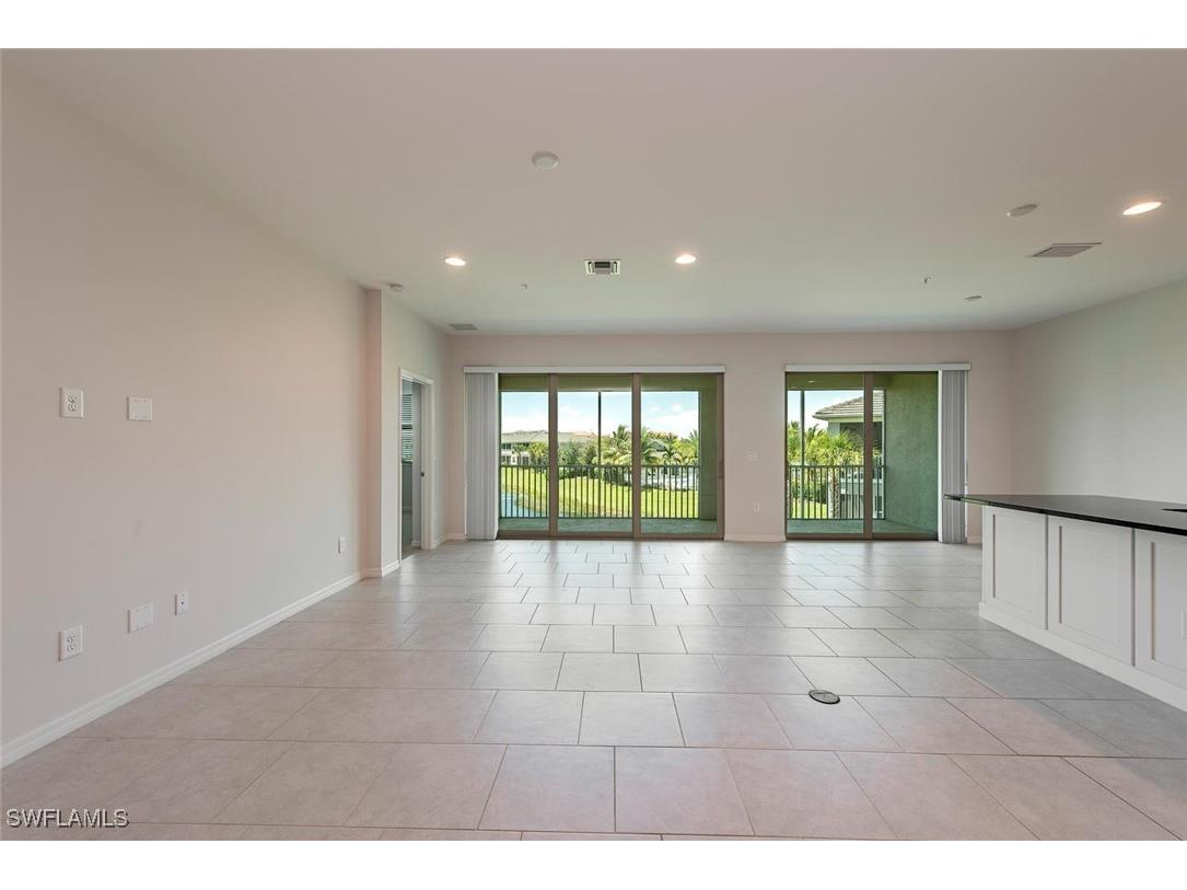 6972 Avalon Circle #1007 Naples FL 34112 226005948 image4