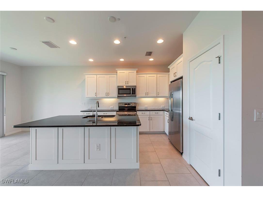 6972 Avalon Circle #1007 Naples FL 34112 226005948 image6