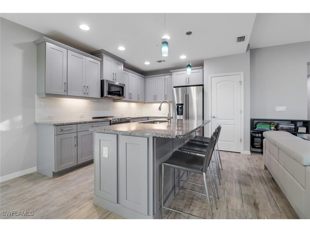 6973 Avalon Circle #1403 Naples FL 34112 225072644 image4