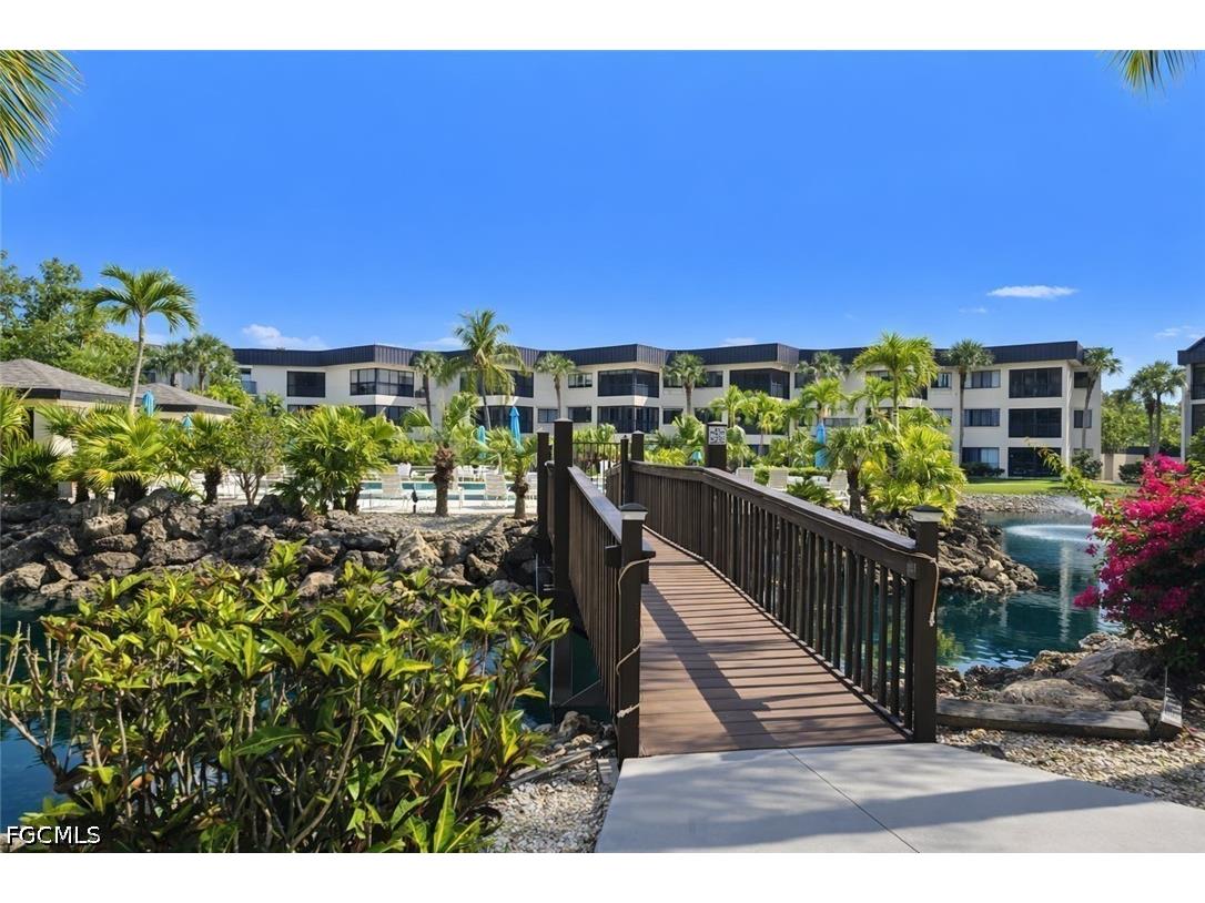 6979 Winkler Road #111 Fort Myers FL 33919 2026020776 image2