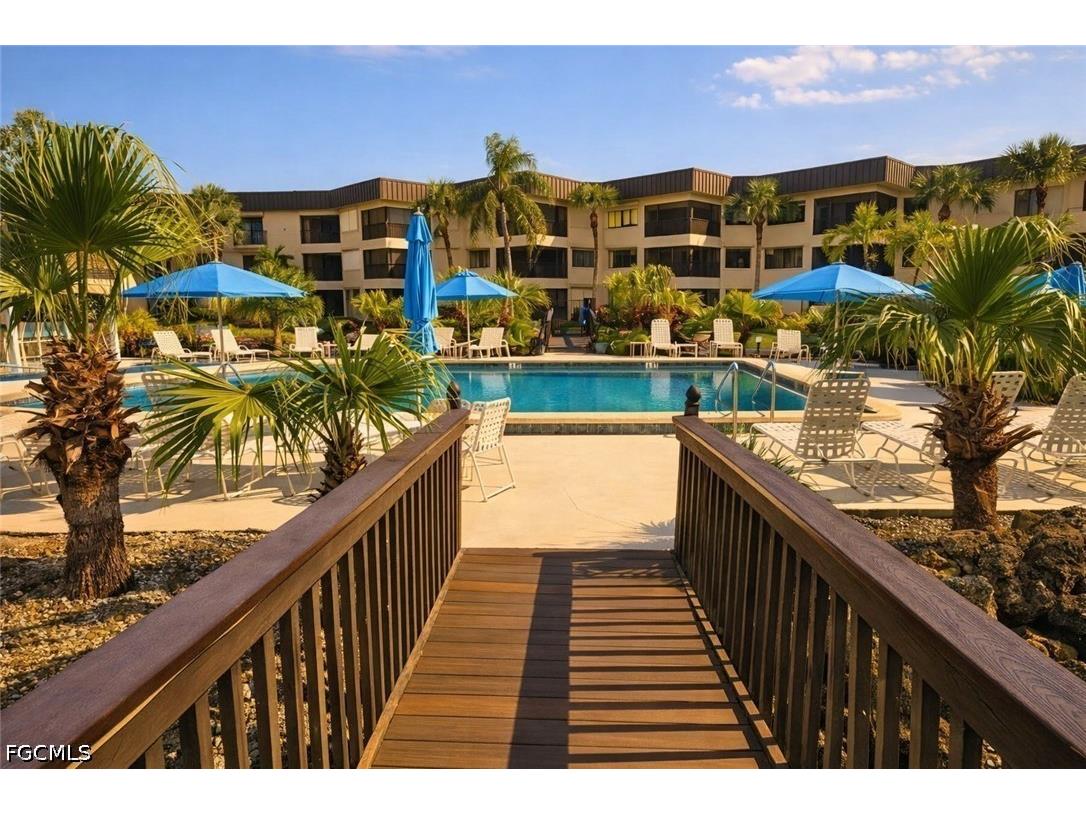 6979 Winkler Road #111 Fort Myers FL 33919 2026020776 image3