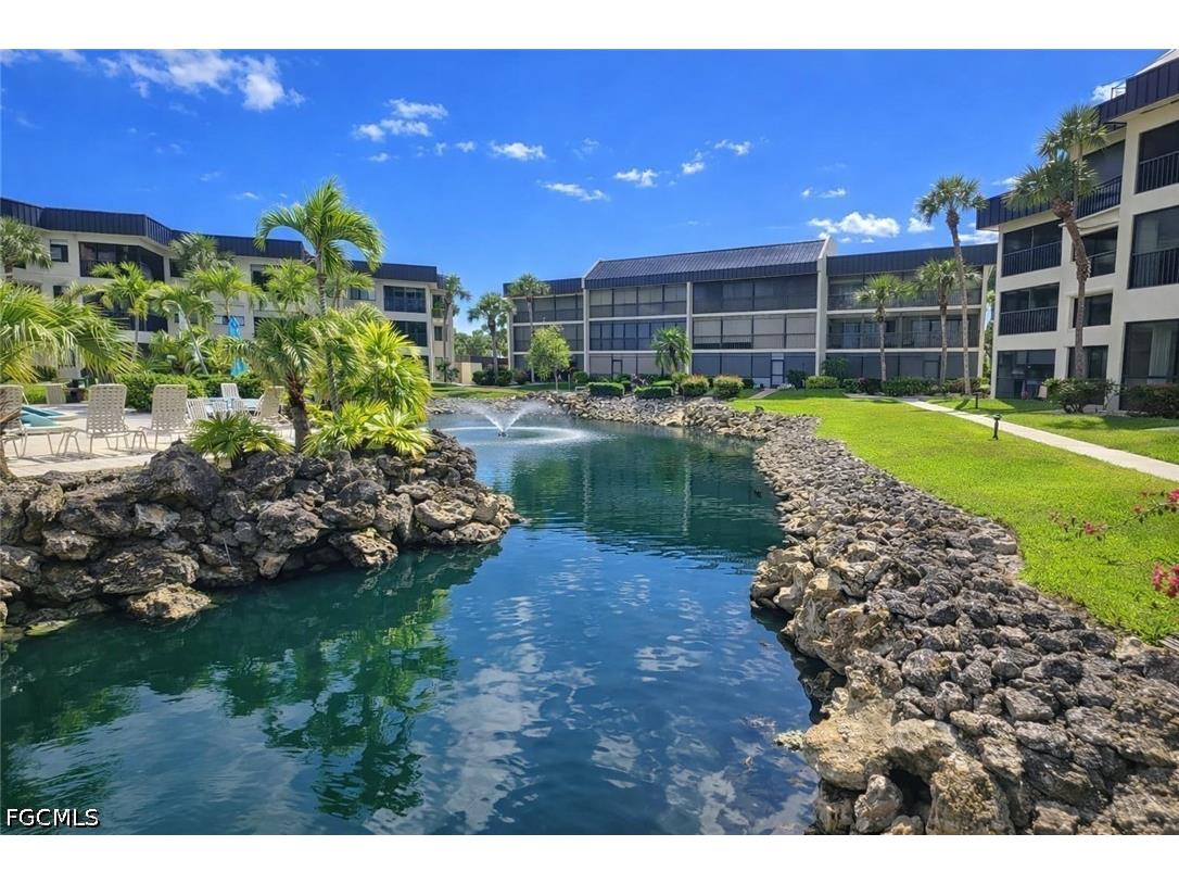 6979 Winkler Road #111 Fort Myers FL 33919 2026020776 image4