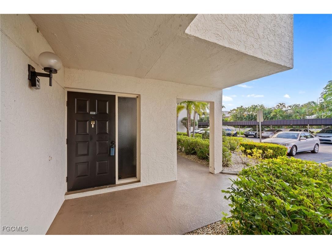 6979 Winkler Road #317 Fort Myers FL 33919 2025015289 image3