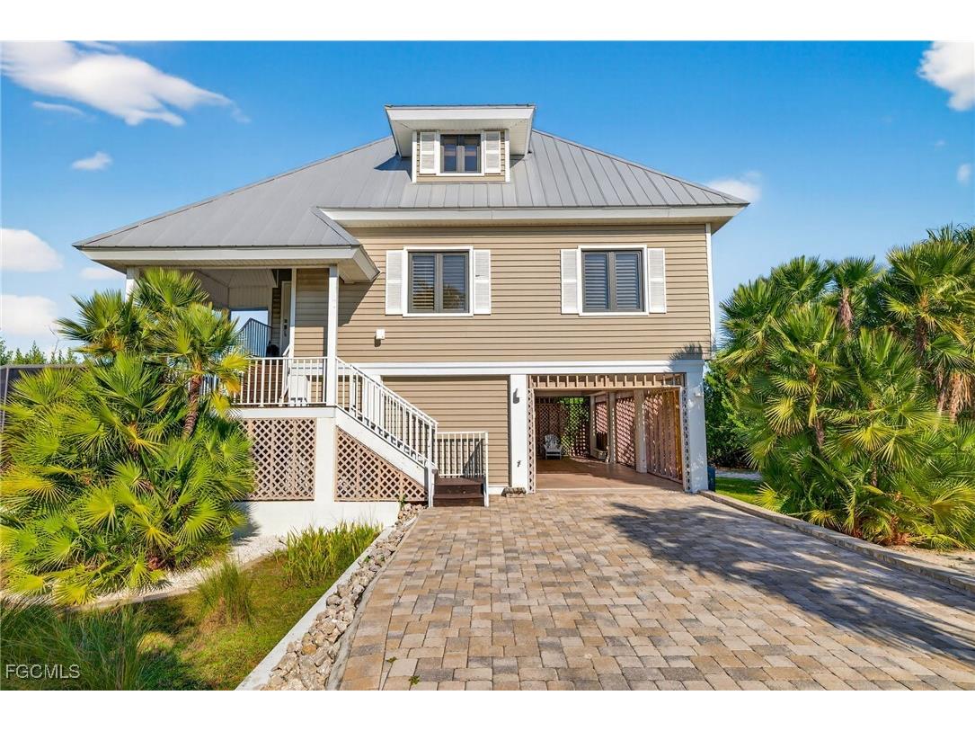 698 Spartina Court Sanibel FL 33957 2025022358 image2