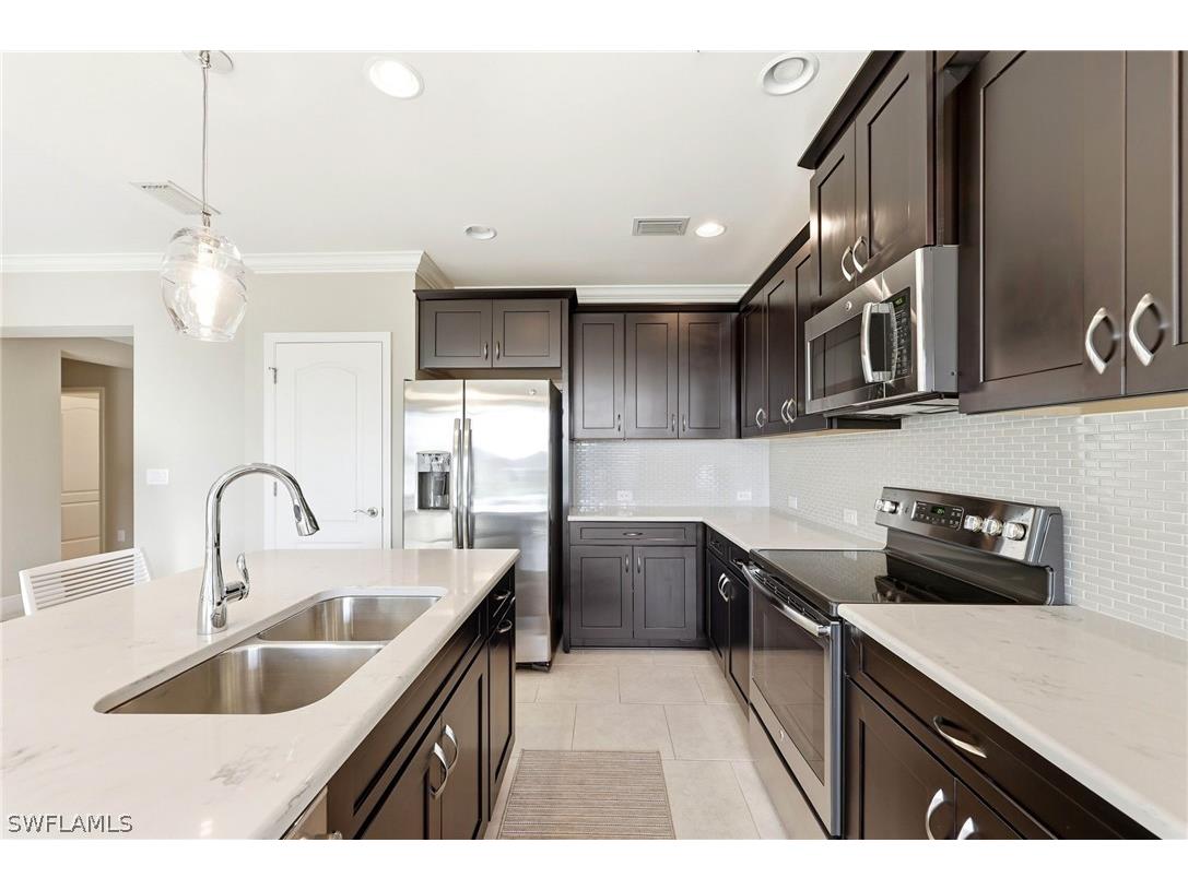 6980 Avalon Circle #1102 Naples FL 34112 226006514 image7