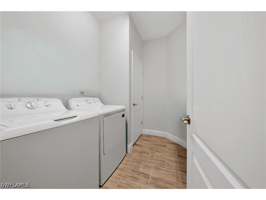 6981 Avalon Circle #1208 Naples FL 34112 226021230 image26
