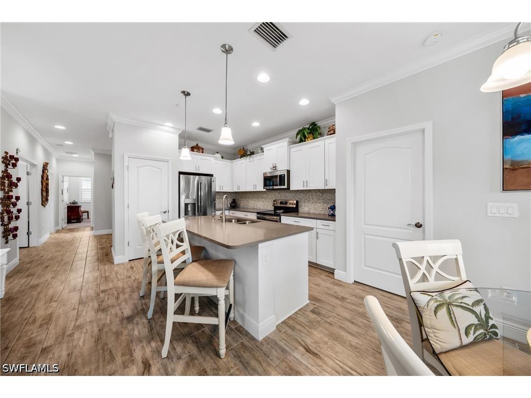 6981 Avalon Circle #1208 Naples FL 34112 226021230 image4