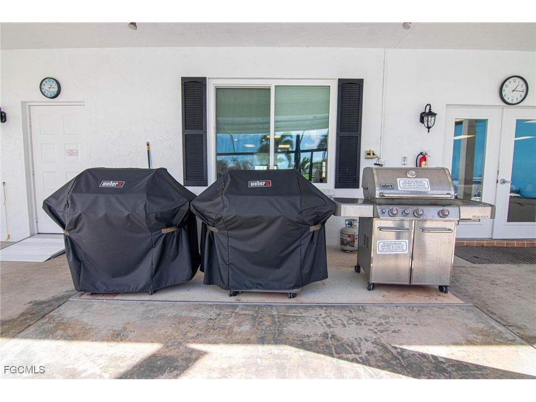 6984 Winkler Road Fort Myers FL 33919 2025011784 image35