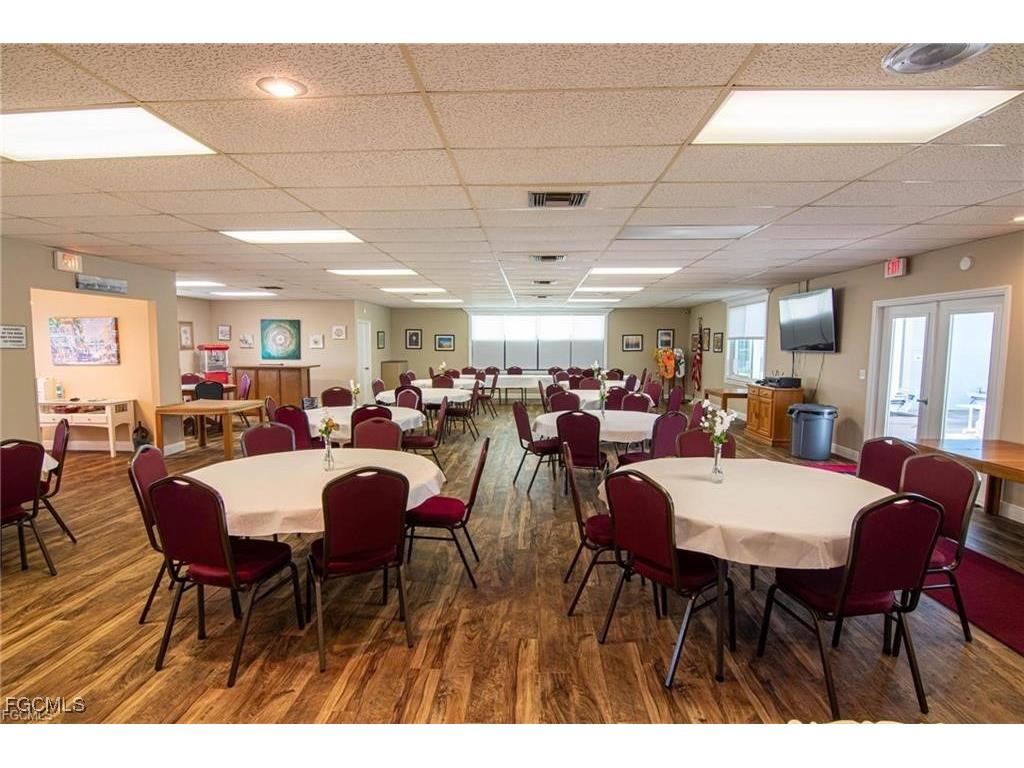 6984 Winkler Road Fort Myers FL 33919 2025011784 image36