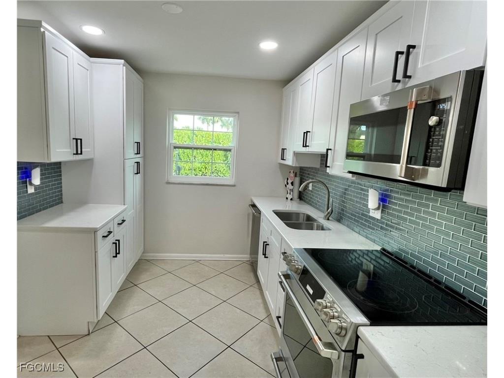 6986 Winkler Road Fort Myers FL 33919 2026003204 image11