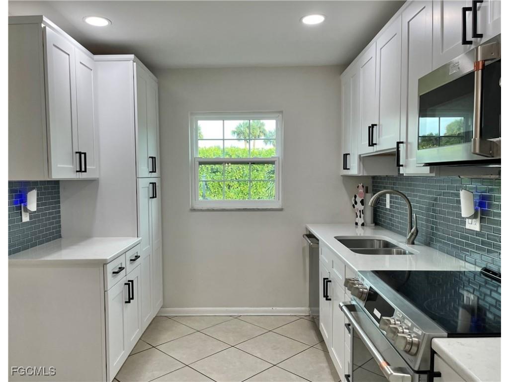 6986 Winkler Road Fort Myers FL 33919 2026003204 image9