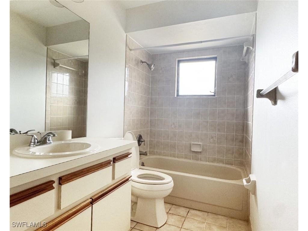 699 110th Avenue N #UNIT B Naples FL 34108 225082707 image10