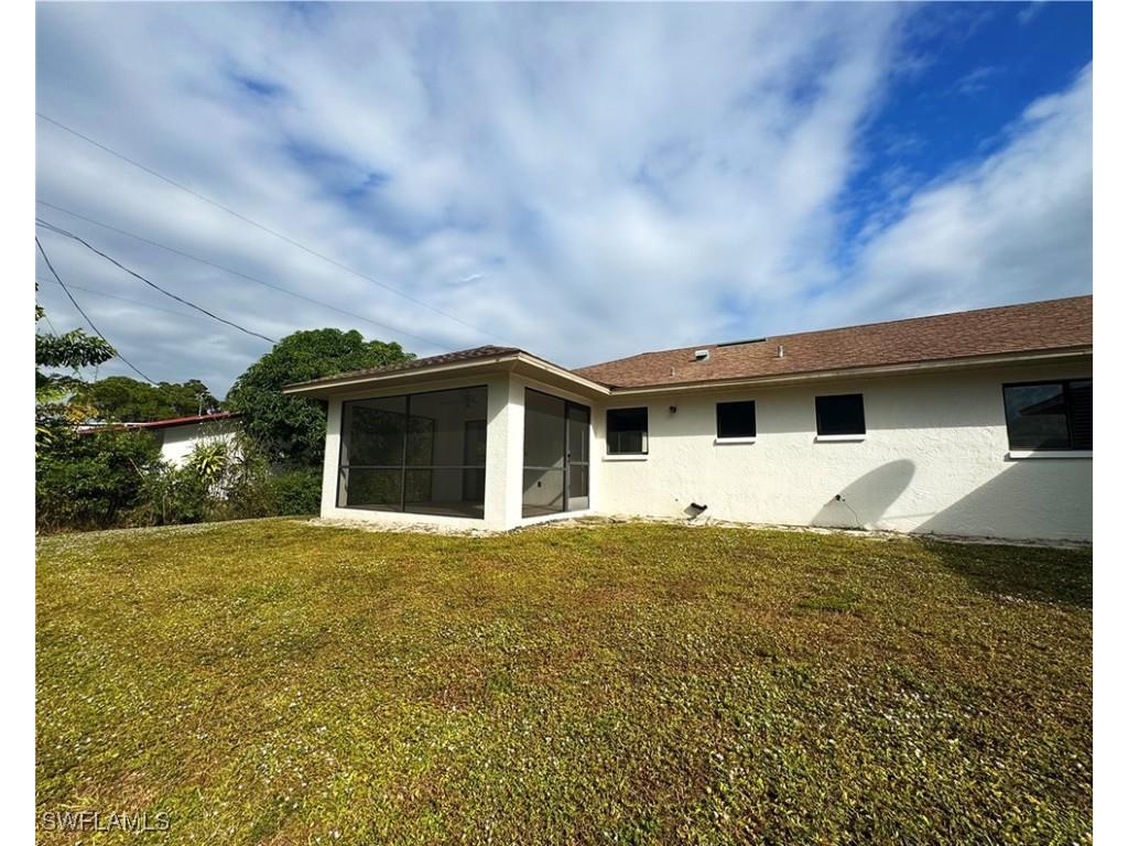 699 110th Avenue N #UNIT B Naples FL 34108 225082707 image3