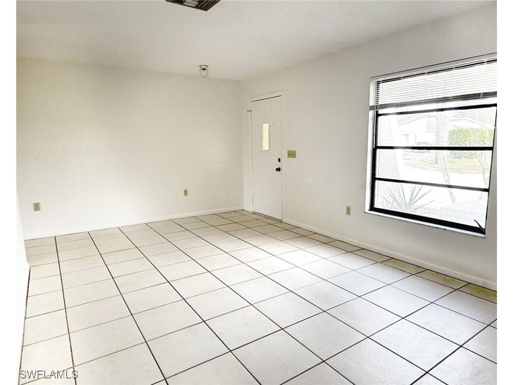 699 110th Avenue N #UNIT B Naples FL 34108 225082707 image5