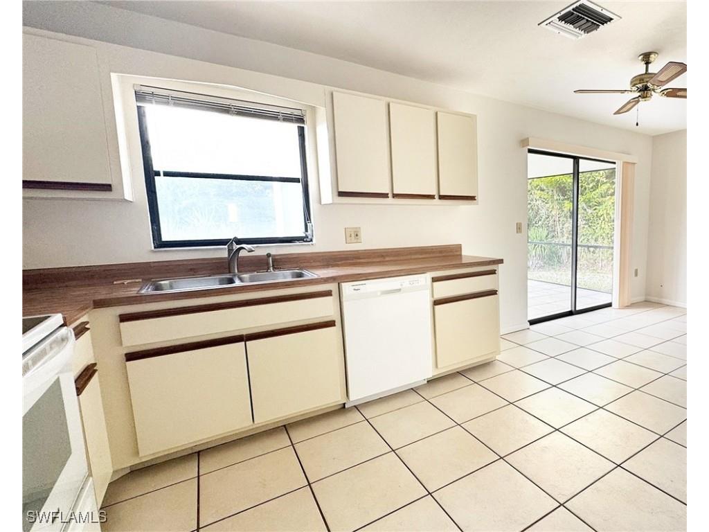 699 110th Avenue N #UNIT B Naples FL 34108 225082707 image6