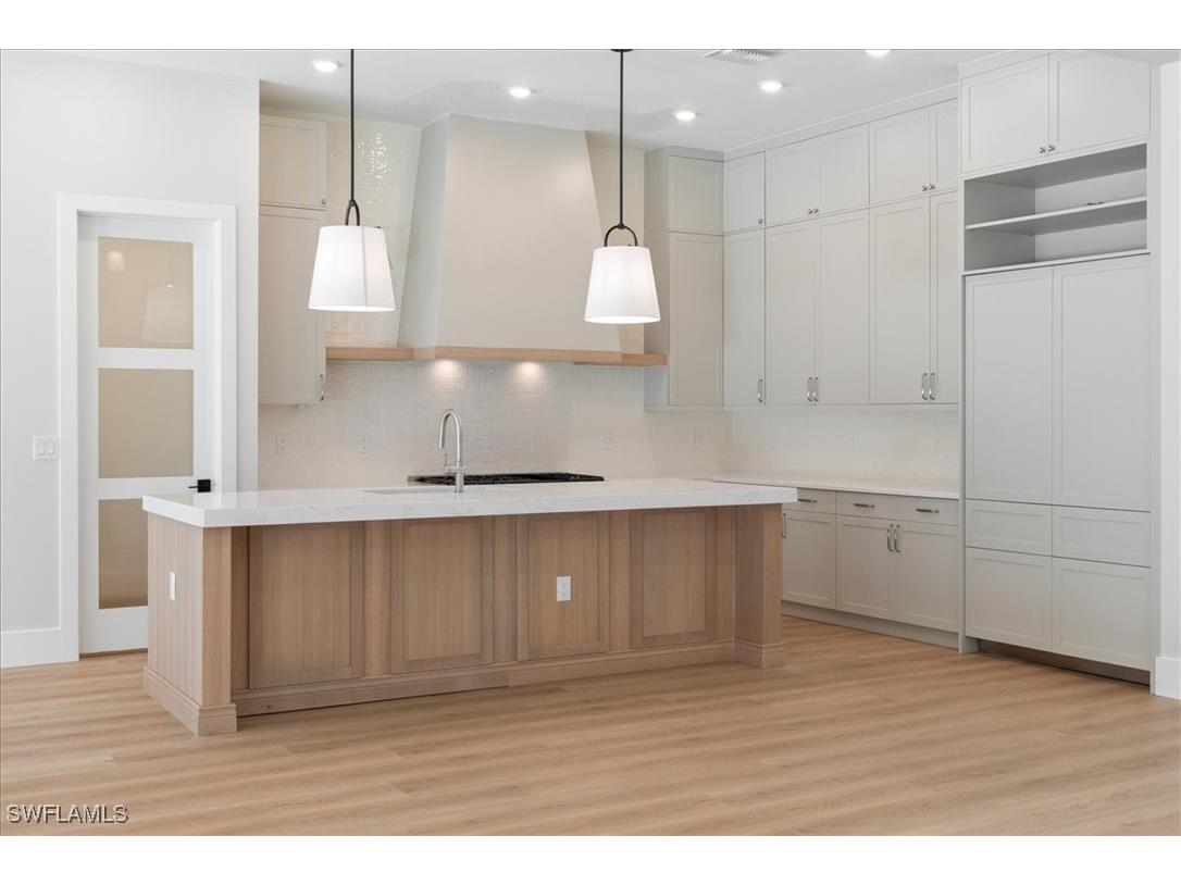 699 1st Street NW Naples FL 34120 225078466 image14