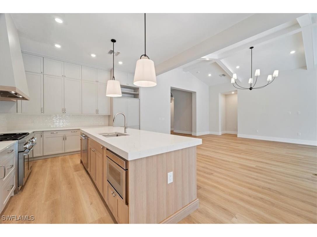 699 1st Street NW Naples FL 34120 225078466 image15