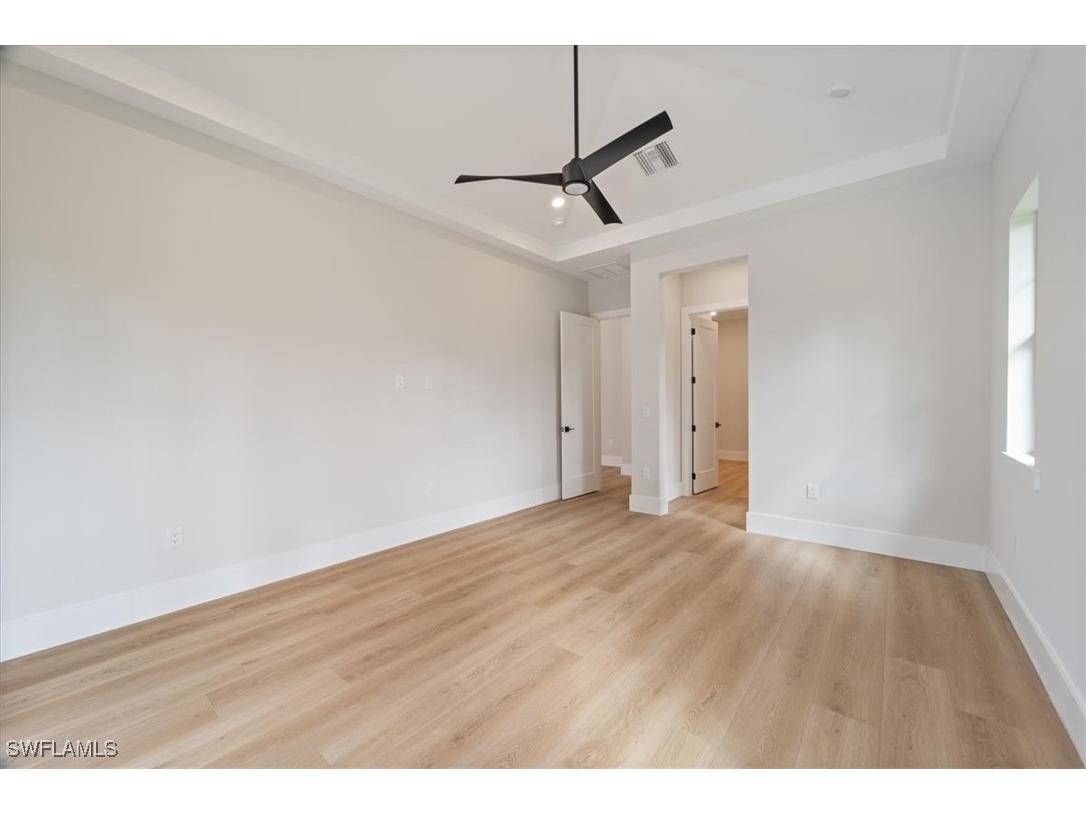 699 1st Street NW Naples FL 34120 225078466 image17