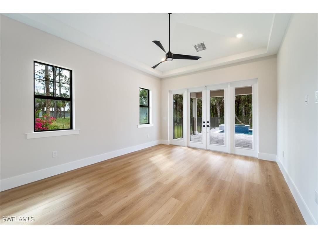 699 1st Street NW Naples FL 34120 225078466 image18