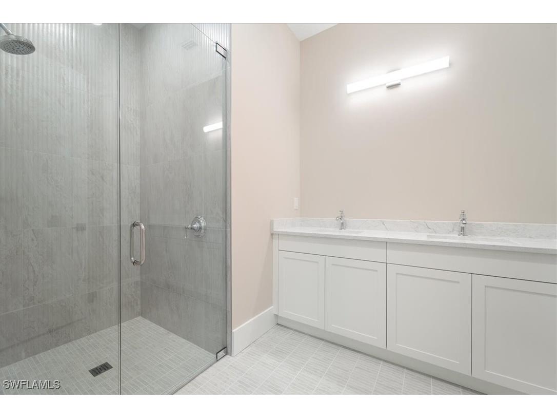 699 1st Street NW Naples FL 34120 225078466 image33