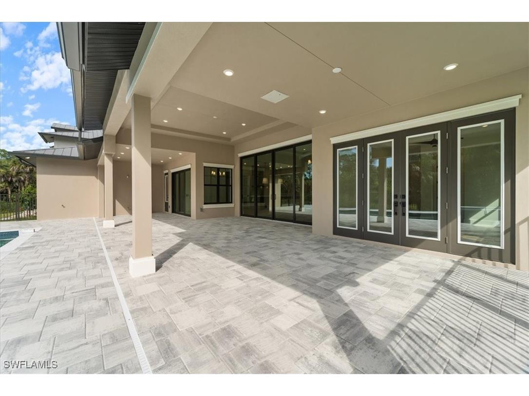 699 1st Street NW Naples FL 34120 225078466 image39