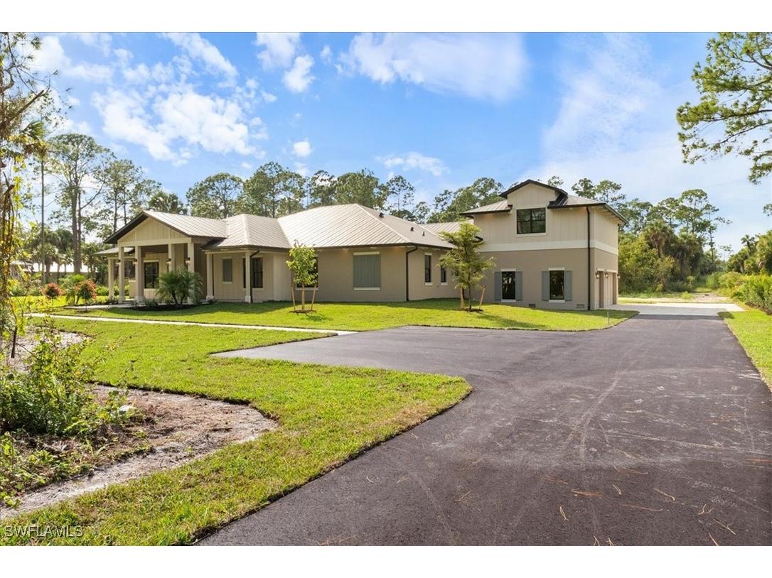 699 1st Street NW Naples FL 34120 225078466 image4