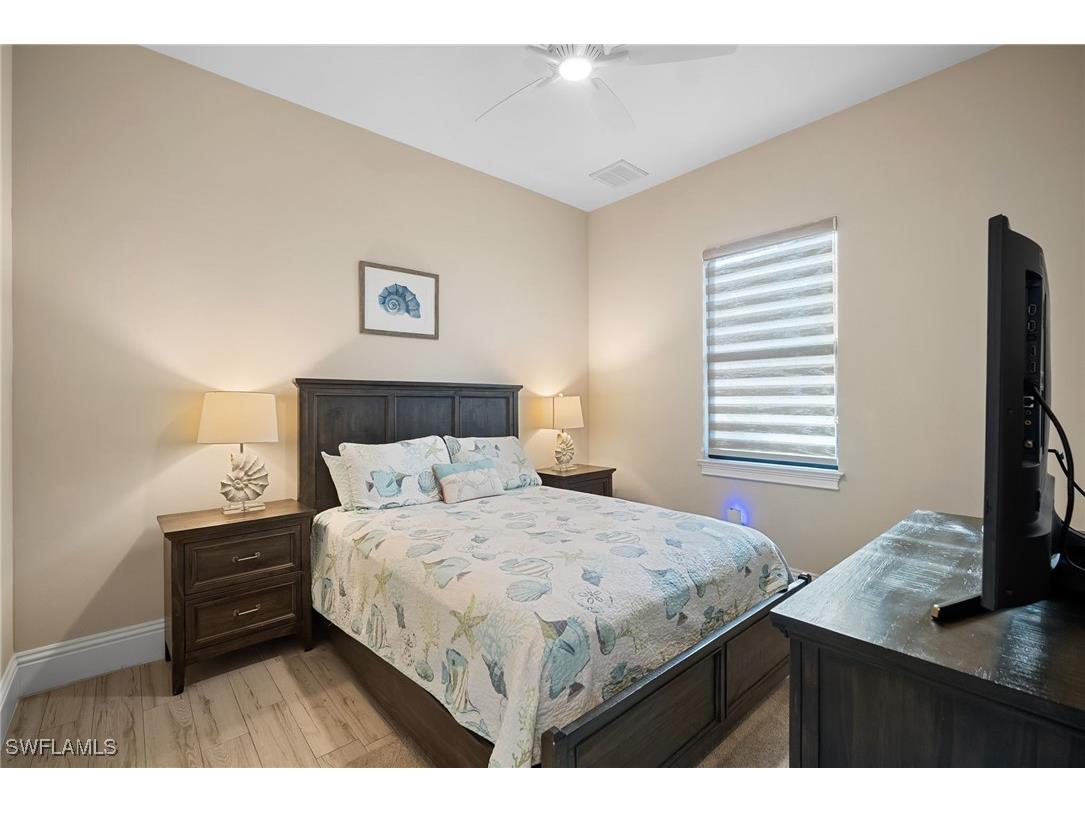 699 98th Avenue N Naples FL 34108 225075691 image16